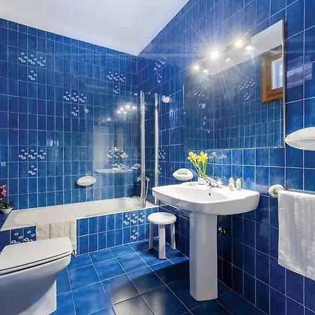 Sleeps 6 Air Con Wifi Βίλα Santa Eulària des Riu