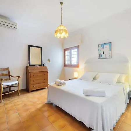 Βίλα Sleeps 6 Air Con Wifi Santa Eulària des Riu